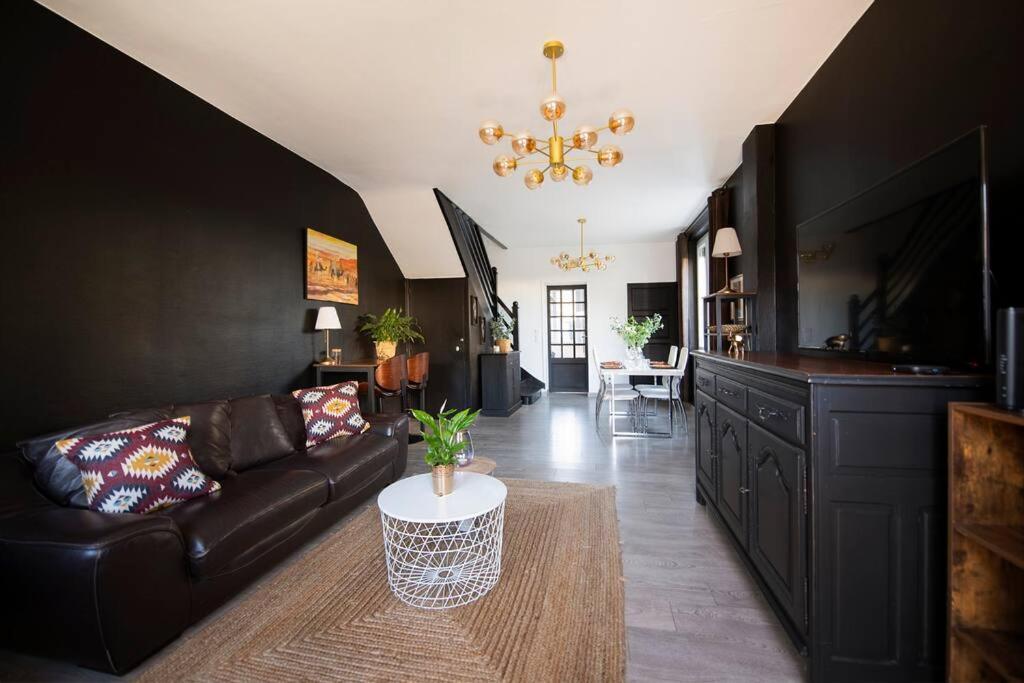 Jolie Maison Sur Orleans, Parking & Climatisation Exterior foto