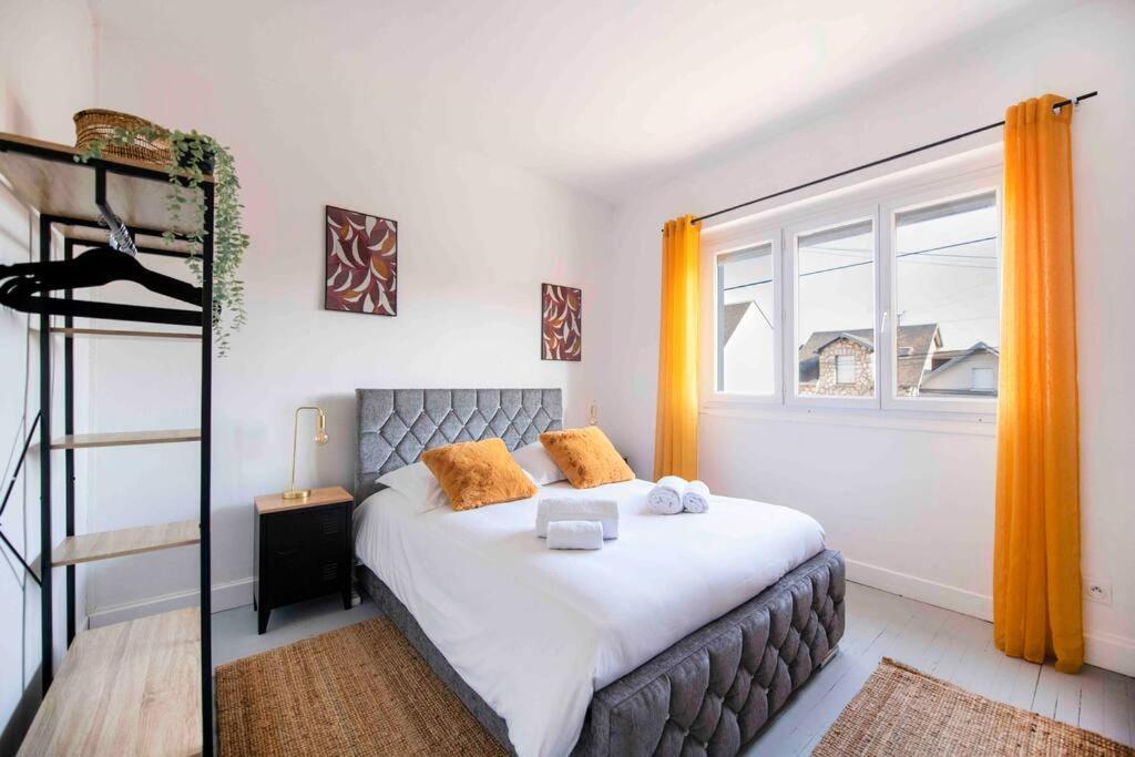 Jolie Maison Sur Orleans, Parking & Climatisation Exterior foto