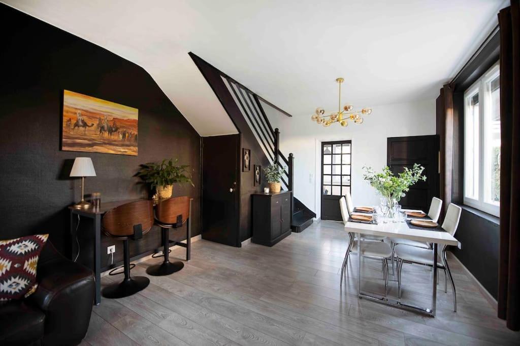 Jolie Maison Sur Orleans, Parking & Climatisation Exterior foto